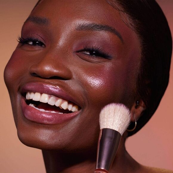 HUDA Cream Blush Stick in Proud Pink - Picture 7 of 13